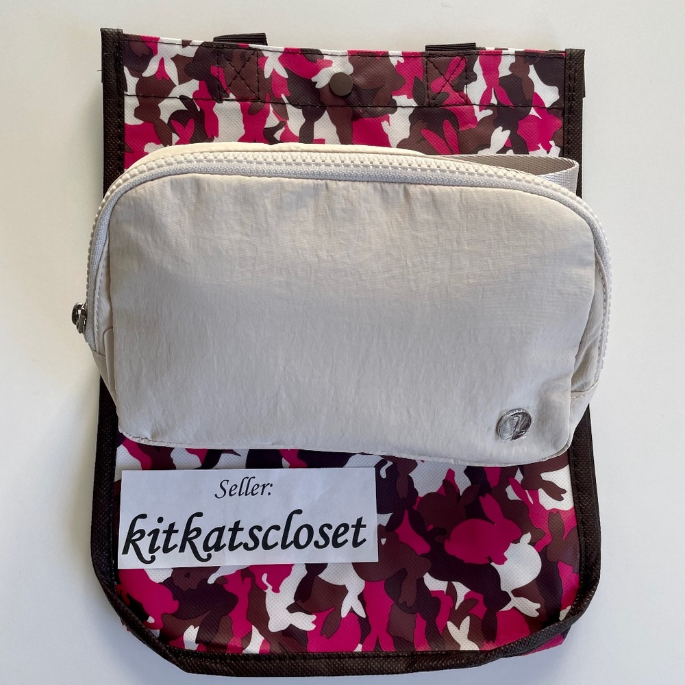 🆕 1L WHITE OPAL - NWT lululemon everywhere belt bag EBB